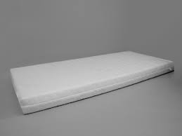 Größere maße unter 60 x 120 cm bitte anfragen. Dehler Kaltschaummatratze Zum Traumen Gunstig Online Kaufen Dehler Shop