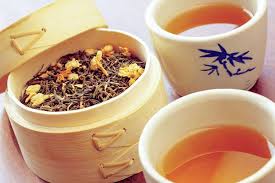 Shuì měirén táobìle shēnghuó de jiān'áo xiǎo rényú bǎ yángguāng mǒ chéng yǎnyǐng tóu jìn pàomò de huáibào zǒng yǒu yītiáo wān yán zài tónghuà zhèn li qīcǎi de hé. Get The Best Teas In Kolkata I Lbb Kolkata