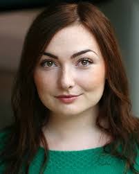 Leanne Petit's Instagram, Twitter & Facebook