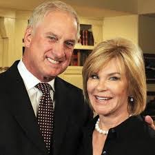 Robert Heidt's Instagram, Twitter & Facebook