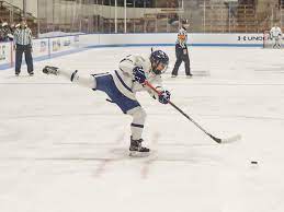 Men S Hockey Yale Hockey Stars On Going Pro