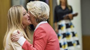 Analysis: Von der Leyen's overture to Meloni could totally backfire