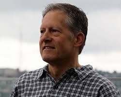 Stan Ryan's Instagram, Twitter & Facebook