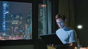 This should not be real, but it is: Snowden Review Joseph Gordon Levitt Stars In Oliver Stone S Drama Indiewire