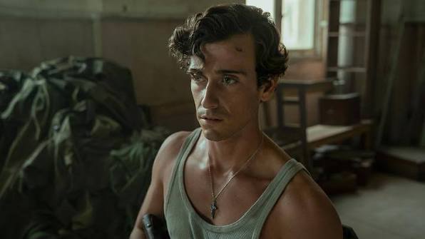 LA BOLA NEGRA tells the story of three generations of men whose lives are  intimately connected through desire, pain, and love., Starring Spanish  music sensation Guitarricadelafuente, Miguel ...