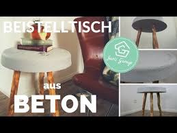 Die hangefertigte tischplatte 15 mm dünn wurde hochleistungsbeton gegossen und versiegelt gegen. á… Betontisch Selber Bauen Diy Anleitung Tisch Aus Beton