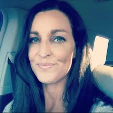 Amanda Babb's Instagram, Twitter & Facebook