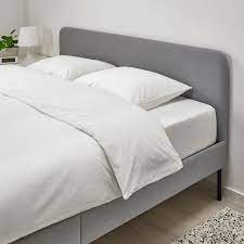 Struttura letto con contenitore herdla bianco ikea letto. Letto Contenitore Con Piedini Alti Ikea La Maggior Parte Dei Nostri Letti Con Contenitore E Provvista Di Cassetti Apribili Su Almeno Un Lato