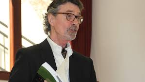 Author, cancer survivor reveals a lighter side of struggle