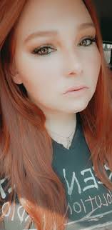 GUYS I JUST OPEN FACEBOOK AND SAW THIS BEAUTIFUL PICTURE AUNTY DONNA POST  AND I SAID YOU KNOW WHAT AM GOING TO REDESIGN IT AND ADD SOME FILTER AND  EFFECT GO AND