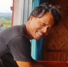 যা সত্যি, তাই ভ্রম! Official Poster : #ShotyiBoleShotyiKichhuNei