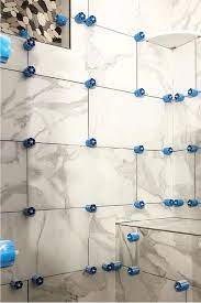 Best Way Bathroom Remodeling Shower Sefurbishment Shower Remodel Shower Design Tile Leveling System