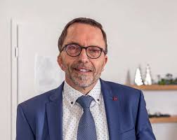 LINDENSTR. 12 IN HEININGEN