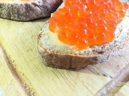 как засолить икру горбуши в домашних условиях вкусно и быстро Kak Zasolit Ikru Gorbushi V Domashnih Usloviyah Recept Video