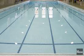 Un Ado Trouve Inanime Dans Une Piscine Publique Qui Etait Fermee