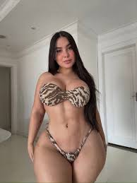 OnlyFans Model in sexting - FameRegistry.com