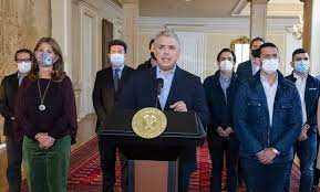 El presidente de colombia, iván duque, reafirmó este jueves su voluntad de aprobar una reforma tributaria y se negó a retirarla de su debate en hablar de un retiro, cuando se tiene la posibilidad de la modificación total en el congreso sería un mensaje que en estos momentos podría generar no. 6xl27io0ffqqvm