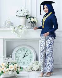 Seagreen / hijau melon 37. 60 Model Kebaya Muslim Modern Untuk Anak Muda