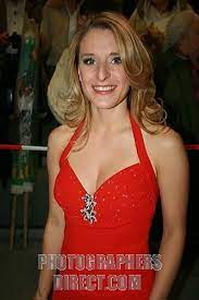 Nicht nur als sängerin, sondern auch als moderatorin und musicaldarstellerin ist stefanie hertel sehr erfolgreich. Who Is Stefanie Hertel Dating Stefanie Hertel Boyfriend Husband