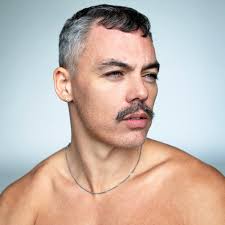 Omar Ben Saida @omarbensaida (Sigillo) • Collective gay friends app