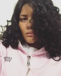 Tonia Leone's Instagram, Twitter & Facebook