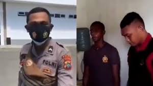Explore tweets of tukang sapu jalanan @_cahayawaktu on twitter. Hina Tukang Sapu Jalanan Oknum Polisi Dihukum Koprol Siang Bolong