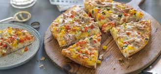 Fladenbrot Pizza Mit Thunfisch Rezept In 2020 Fladenbrot Pizza Fladenbrot Essen