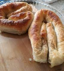 akissmutfak hazir yufkadan kiymali fistikli kol boregi yemek tarifleri yemek kurabi ye