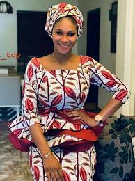 Voir plus d'idées sur le thème robe africaine fillette, mode africaine robe, robe africaine. Pin By Amina Diagne On Modeles De Taille Basse Latest African Fashion Dresses African Inspired Clothing African Print Fashion
