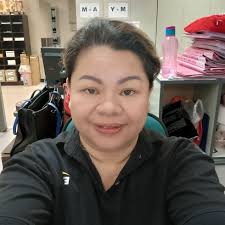 Meet Darren Dell Harol, a boy with leukaemia whose only wish is to spend  Christmas with his family in Sabah. Thanks to the efforts of the Children's  Wish Society of Malaysia, Darren