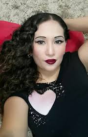 Man seeking a girlfriend