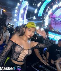 Zuguszy unveiled - Complete OnlyFans leak her nude ladyboy action with white cock