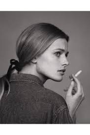 The Return of Holiday, the American Travel Magazine