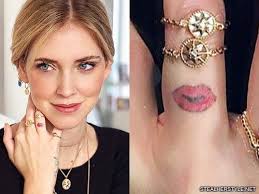 Chiara ferragni got a tattoo of three outlined lightning bolts on the side of her left hand from dr woo in january 2016. Chiara Ferragni S 26 Tattoos Meanings Steal Her Style Page 2