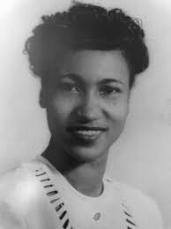 Vanilla White Quilt Exhibit Gallery