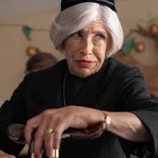 In-House Reviews #128: The Front Room, Fly, AfrAId, 1992 & More!