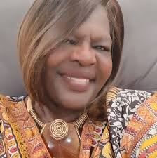 Screaming happy birthday to my beautiful bonus daughter Shonda Crawford I  pray that God blesses you with many many more to come 💜enjoy the rest of  your day