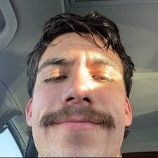 Sarah Bennett (@slbelle68)