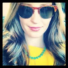 Lizzy Singleton's Instagram, Twitter & Facebook