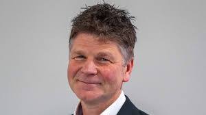 John Neuner's Instagram, Twitter & Facebook