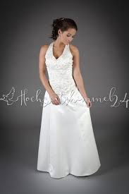 Neben klassischem ivory für die hochzeit kannst du alternativ tüllröcke in blush, puderrosé, grau und hellem blau sowie intensivem navy oder schwarz online kaufen. Pin Auf Hochzeitskleider Brautkleider Wedding Dress