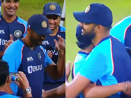 India looked poised for a lot more but sri lanka conceded only 43 in the last five. Njwzkyhtfpg7jm