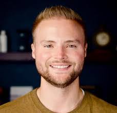 Will Hurst's Instagram, Twitter & Facebook