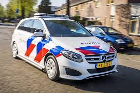 Jun 24, 2021 · politie vindt verborgen ruimte in auto waarin grote partij drugs zit. Politie Tikt Inbreker Van De Weg Na 80 Kilometer Achtervolgen