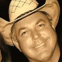 Justin Akers's Instagram, Twitter & Facebook