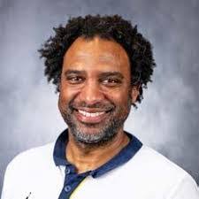 Ravi Smith's Instagram, Twitter & Facebook