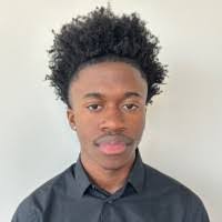 Elliot Ross's Instagram, Twitter & Facebook