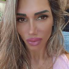 She wound up the dog so much but he quickly got his revenge... 😂