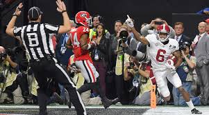 Wide receiver devonta smith was named sec offensive player of the year. Devonta Smith Alabama S Title Game Hero Overshadowed By Tua Tagovailoa Sports Illustrated
