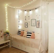 Make Your Room Looks Prettier With These 11 Awesome Diy Decor Ideas For Girls Https Www Futuristarchite Idei Ukrasheniya Spalni Komnaty Mechty Devchachi Komnaty